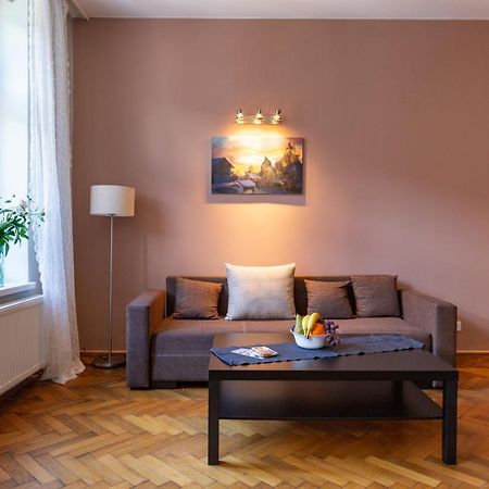 Spacious, Central & Artistic W/Brand New Bathroom! Krakov Exteriér fotografie